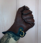 AO 27 cm leather falconry gauntlet for hawk handling