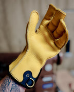 AO Rodeo falconry glove handcrafted in elk or deerskin leather